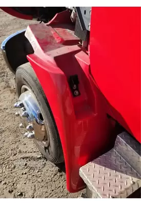International 4400 LP Fender Extension