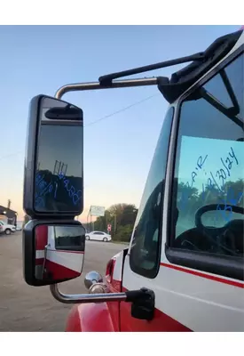 International 4400 LP Mirror (Side View)