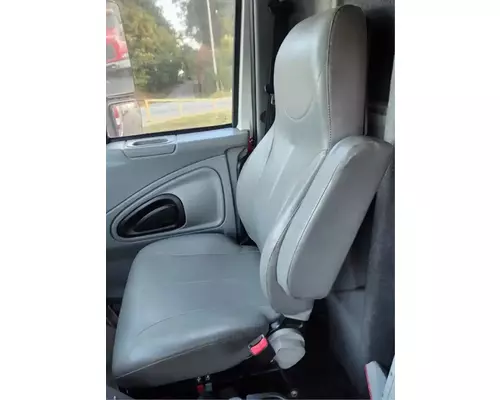 International 4400 LP Seat, Front