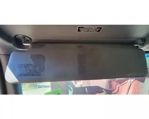 International 4400 LP Sun Visor (External)