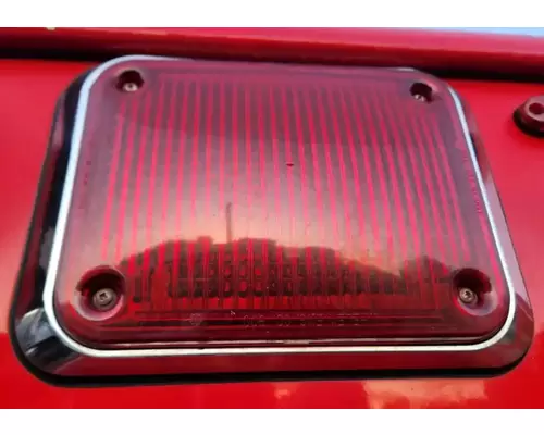 International 4400 LP Tail Lamp