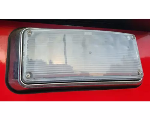International 4400 LP Tail Lamp