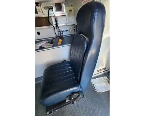 Seat, Front International 4400 LP Complete Recycling Group LLC