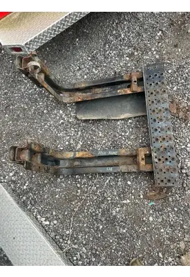 International 4400 sba Fuel Tank Strap/Hanger