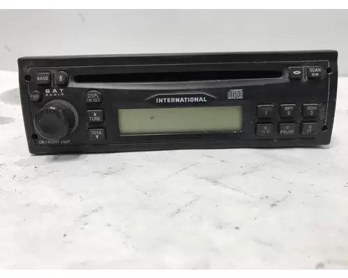 International 4400 AV Equipment