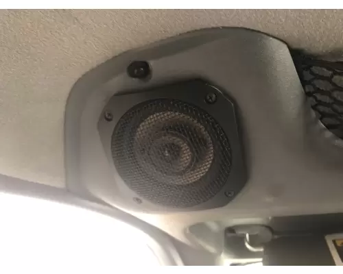 International 4400 AV Equipment
