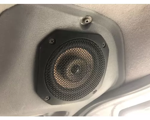 International 4400 AV Equipment