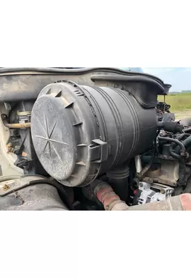 International 4400 Air Cleaner