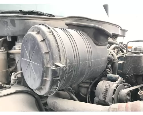 International 4400 Air Cleaner