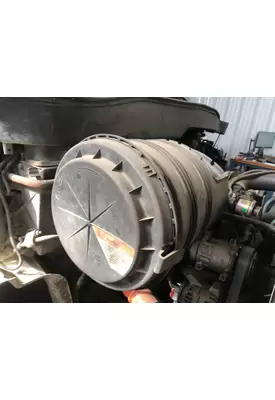 International 4400 Air Cleaner