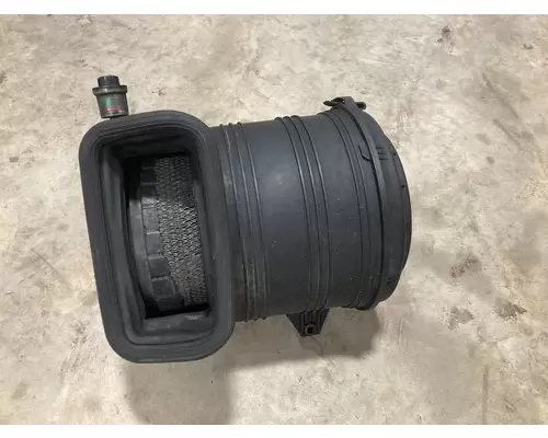 International 4400 Air Cleaner