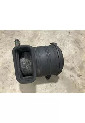 International 4400 Air Cleaner