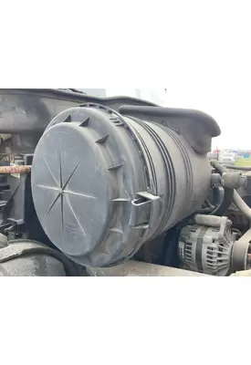 International 4400 Air Cleaner