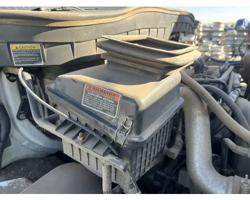 Air Cleaner INTERNATIONAL 4400 DTI Trucks