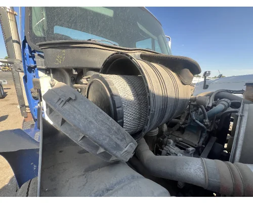 Air Cleaner INTERNATIONAL 4400 DTI Trucks