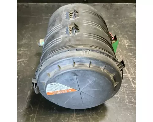 International 4400 Air Cleaner