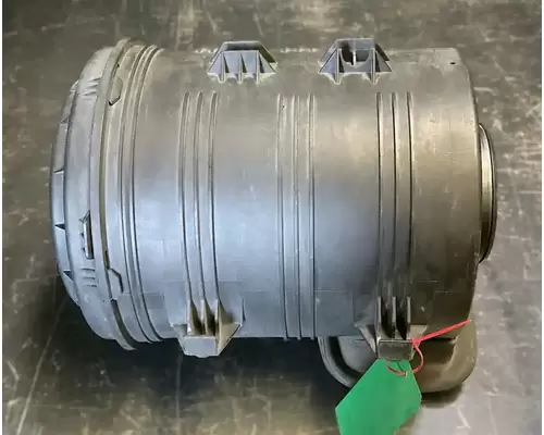 International 4400 Air Cleaner