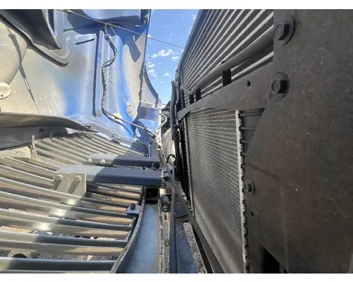 Air Conditioner Condenser INTERNATIONAL 4400 DTI Trucks