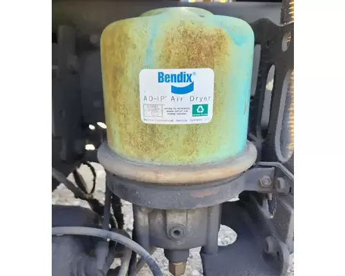 International 4400 Air Drier