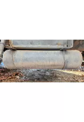 International 4400 Air Tank