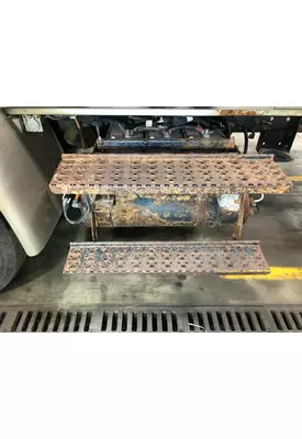 International 4400 Battery Box