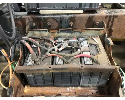 International 4400 Battery Box