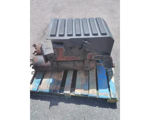 Battery Box INTERNATIONAL 4400 LKQ KC Truck Parts - Inland Empire