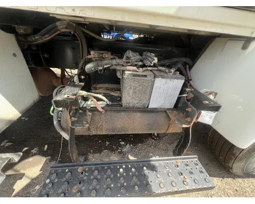 Battery Box INTERNATIONAL 4400 DTI Trucks