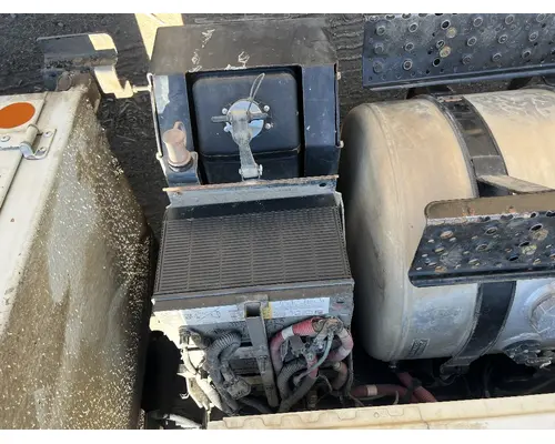 Battery Box INTERNATIONAL 4400 DTI Trucks