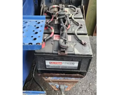 International 4400 Battery Box