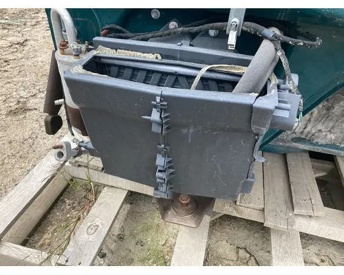 International 4400 Body, Misc. Parts