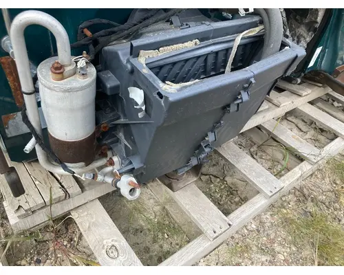 International 4400 Body, Misc. Parts