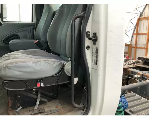 International 4400 Body, Misc. Parts