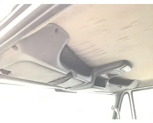 International 4400 Body, Misc. Parts