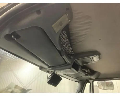 International 4400 Body, Misc. Parts