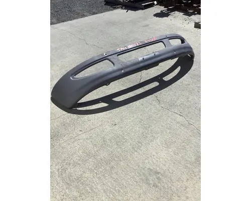 Bumper Assembly, Front INTERNATIONAL 4400 Hagerman Inc.