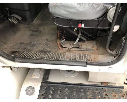 Interior Parts, Misc. International 4400 Vander Haags Inc Cb