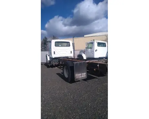 Cab INTERNATIONAL 4400 High Mountain Horsepower