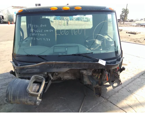 Cab INTERNATIONAL 4400 LKQ Western Truck Parts