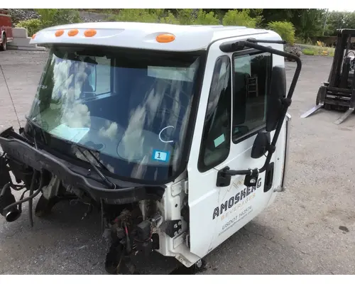 Cab INTERNATIONAL 4400 Rydemore Heavy Duty Truck Parts Inc