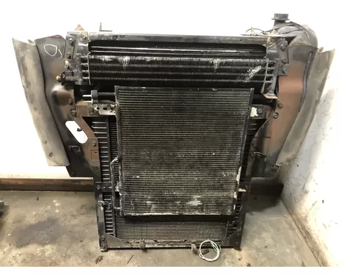 International 4400 Cooling Assembly. (Rad., Cond., ATAAC)
