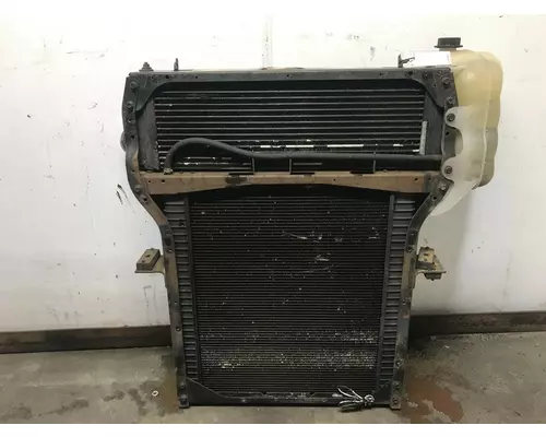 International 4400 Cooling Assembly. (Rad., Cond., ATAAC)