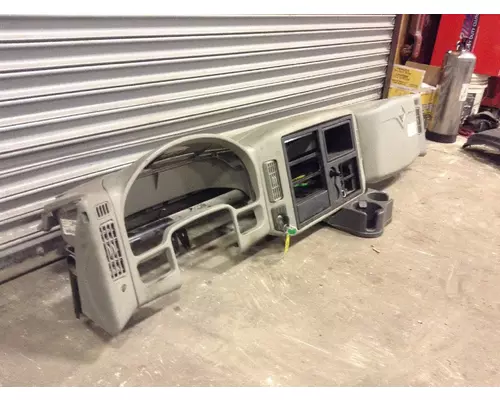 International 4400 Dash Assembly