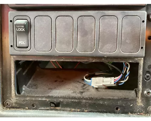 International 4400 Dash Assembly