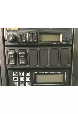 International 4400 Dash Assembly