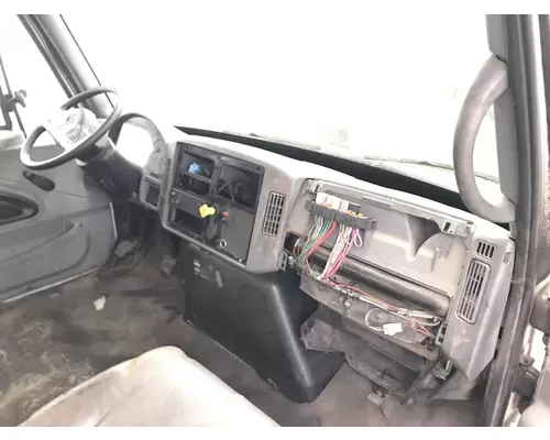 International 4400 Dash Assembly