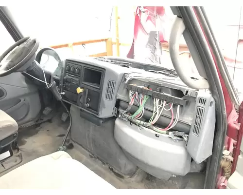 International 4400 Dash Assembly