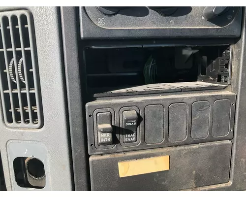 International 4400 Dash Assembly