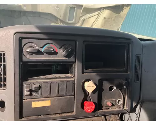 International 4400 Dash Assembly