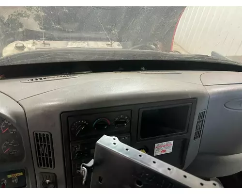 International 4400 Dash Assembly